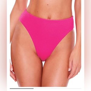 NWT Becca “pucker up” high rise bikini bottoms Sz medium
